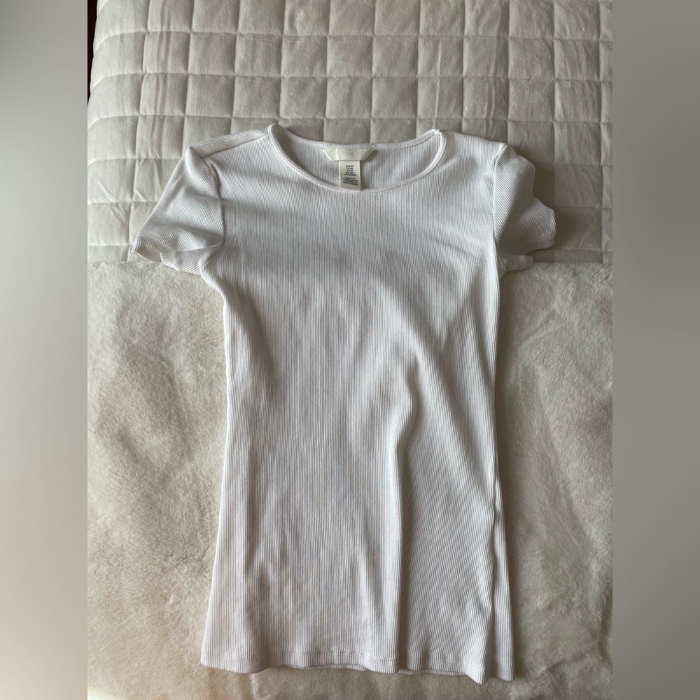 H&M long white fitted top. Worn once size Extra Small